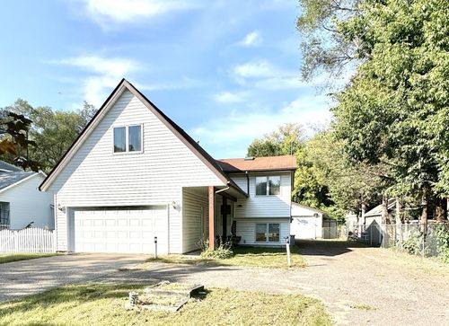 3975 Lovell Rd, Circle Pines, MN, 55014-3417 | Card Image