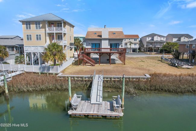 Back of property with a floating dock | Image 29