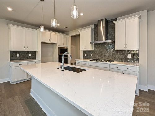 211 Halemarg Dr, Belmont, NC, 28012-8887 | Card Image