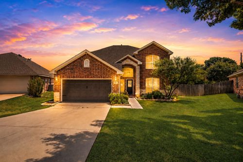 505 Wade Ct, Euless, TX, 76039-2085 | Card Image