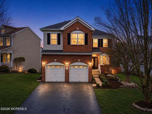16 Pinehurst Dr, Manalapan, NJ, 07726-9316 | Card Image