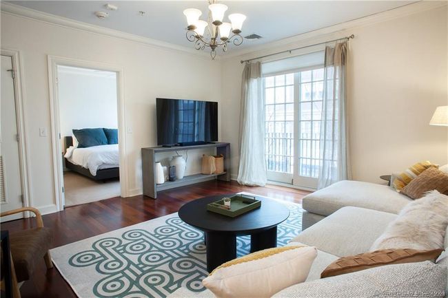 APT-215 - 85 Memorial Rd, Condo with 1 bedrooms, 1 bathrooms and null parking in West Hartford CT | Image 4