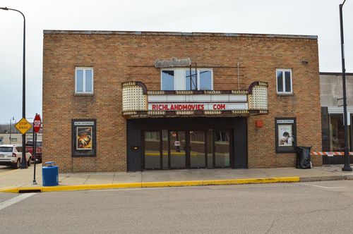 192 S Central Avenue, RICHLAND CENTER, WI, 53581 | Card Image