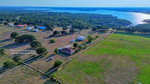 1740 Oak Shores Rd, Nocona, TX, 76255-0916 | Card Image