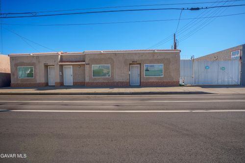 38128 6th St E, Palmdale, CA, 93550-4633 | Card Image