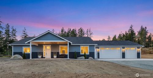 1676 Pedersen Farm Ln, Oak Harbor, WA, 98277 | Card Image