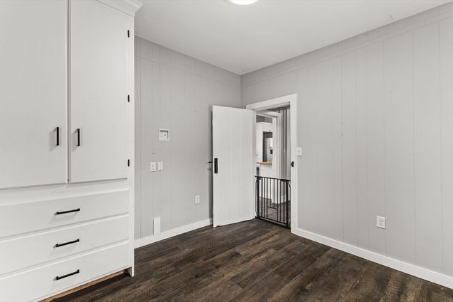 301 County Rd, House other with 1 bedrooms, 1 bathrooms and 6 parking in Marion MA | Image 15