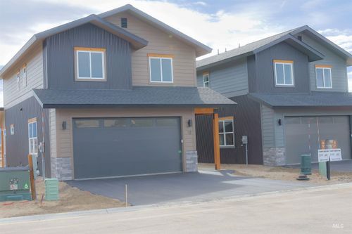12 N Creek Way, Cascade, ID, 83611 | Card Image