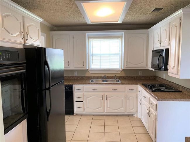 5899 Rancho Dr, House other with 3 bedrooms, 2 bathrooms and null parking in Quinlan TX | Image 5