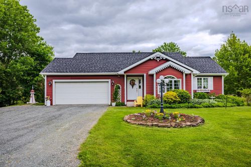 157 Parkwood Dr S, Truro Heights, NS, B6L1P4 | Card Image
