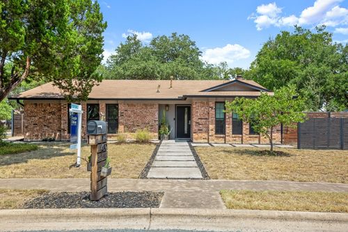402 Cloudview Dr, Austin, TX, 78745-5619 | Card Image