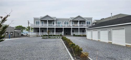 22 Bayville Ave, Bayville, NY, 11709-1696 | Card Image