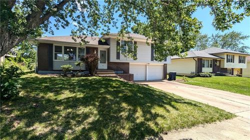 11615 Palmer Ave, Kansas City, MO, 64134-3960 | Card Image