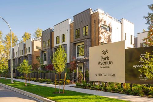 24-7946 204 St, Langley, BC, V2Y4M9 | Card Image