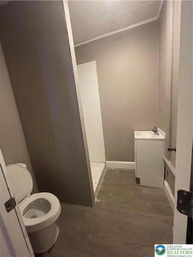 213 W Broad St, Condo with 0 bedrooms, 0 bathrooms and null parking in Tamaqua PA | Image 8