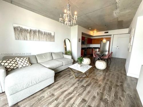 h0505-3470 E Coast Ave, Miami, FL, 33137-4071 | Card Image