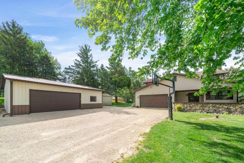 913 Preserve Rd, Shabbona, IL, 60550-9786 | Card Image