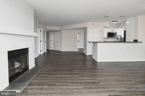 715-1200 Braddock Pl, ALEXANDRIA, VA, 22314-1667 | Card Image