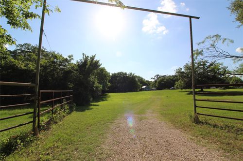 19470 County Road 4072, Kemp, TX, 75143-6112 | Card Image