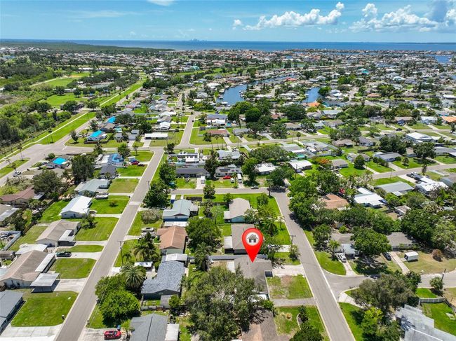 540 Firefly Ln, House other with 3 bedrooms, 2 bathrooms and null parking in APOLLO BEACH FL | Image 41