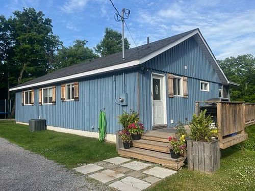 1603 Balmer Rd, Apsley, ON, K0L1A0 | Card Image