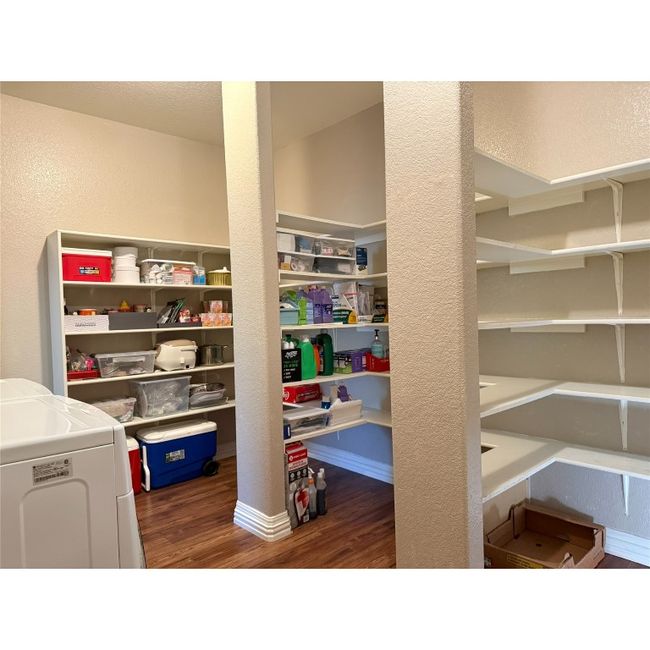 Pantry picture number two | Image 17