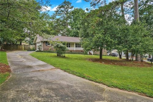 2041 Collinswood Dr, Snellville, GA, 30078-2508 | Card Image