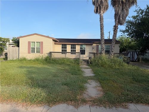1337 Cambridge Dr, Corpus Christi, TX, 78415-4820 | Card Image