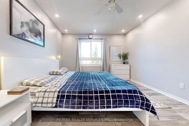 37 - 960 Glen St, Condo with 3 bedrooms, 2 bathrooms and 1 parking in Oshawa ON | Image 12