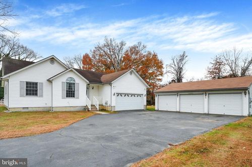 779 Chestnut Hill Rd, ELKTON, MD, 21921-4138 | Card Image