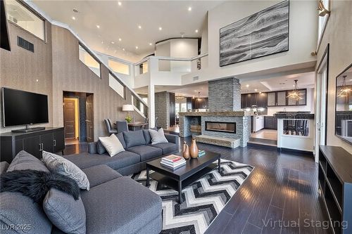 7520 Jacaranda Bay St, Las Vegas, NV, 89139-5313 | Card Image