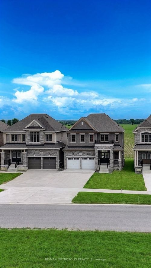 67 Brethet Hts, Beeton, ON, L0G1A0 | Card Image