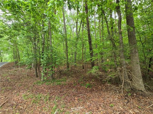 501 N Arrowhead Dr, Westminster, SC, 29693-6504 | Card Image