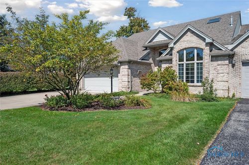 8670 Augusta Ln, Holland, OH, 43528-9242 | Card Image