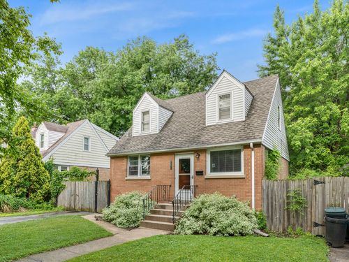528 Maple Ln, Hillside, IL, 60162-1335 | Card Image