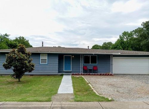 3621 Cobb St, Little Rock, AR, 72204-6946 | Card Image