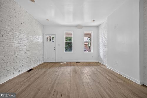 2531 N Dover St, PHILADELPHIA, PA, 19132-3534 | Card Image