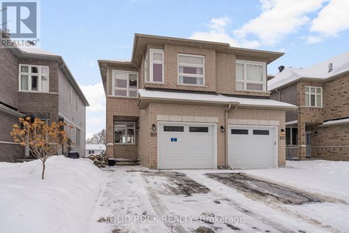 201 Bert Hall St, Arnprior, ON, K7S0H1 | Card Image