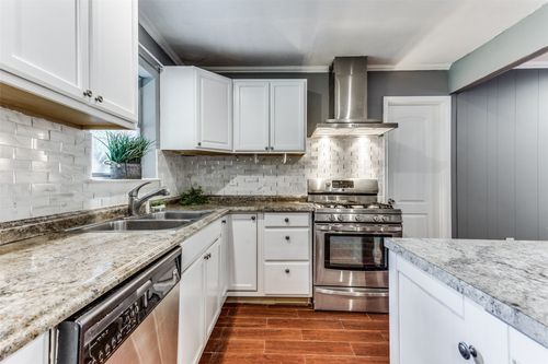 4126 Sweetbriar Dr, Garland, TX, 75042-4666 | Card Image