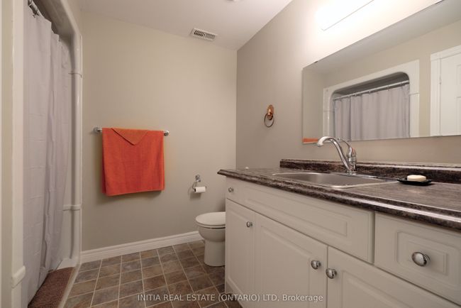 7284 Calvert Dr, House other with 4 bedrooms, 4 bathrooms and 6 parking in Strathroy ON | Image 21