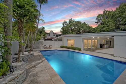 na-1641 Tigertail Ave, Miami, FL, 33133-2544 | Card Image