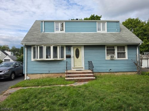 14 Seton Ln, Clifton, NJ, 07013-1610 | Card Image