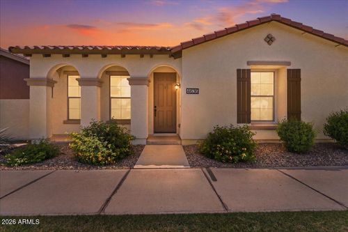 4636 E Maplewood St, Gilbert, AZ, 85297-7499 | Card Image