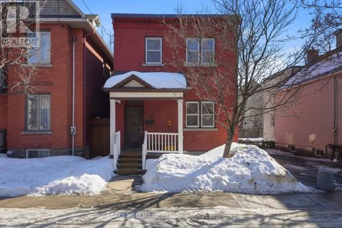 28 Lewis Street, Ottawa, ON, K2P0S3 | Card Image