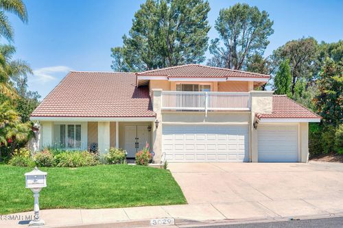 3029 Fort Courage Ave, Thousand Oaks, CA, 91360-1239 | Card Image