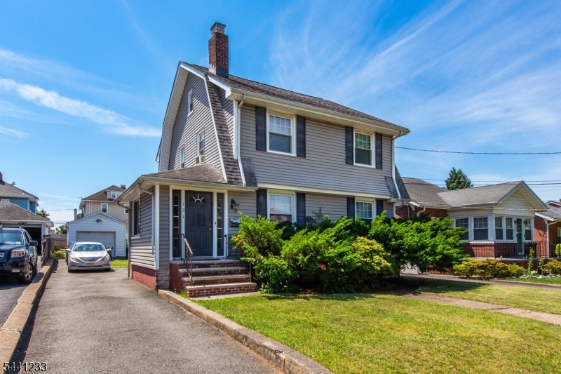 Residential in Clifton City