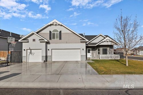 449 Feather Ave, Twin Falls, ID, 83301-4770 | Card Image
