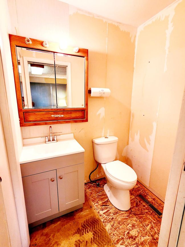 13910 M 40, House other with 4 bedrooms, 4 bathrooms and null parking in Gobles MI | Image 13