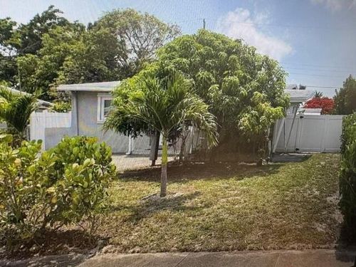 4161 Nw 11th Ave, Oakland Park, FL, 33309-4610 | Card Image