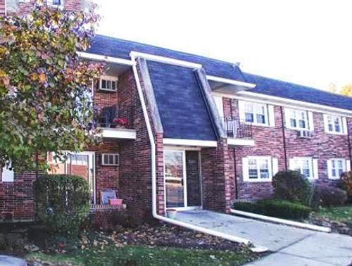 10-2343 Ogden Ave, Downers Grove, IL, 60515-1736 | Card Image